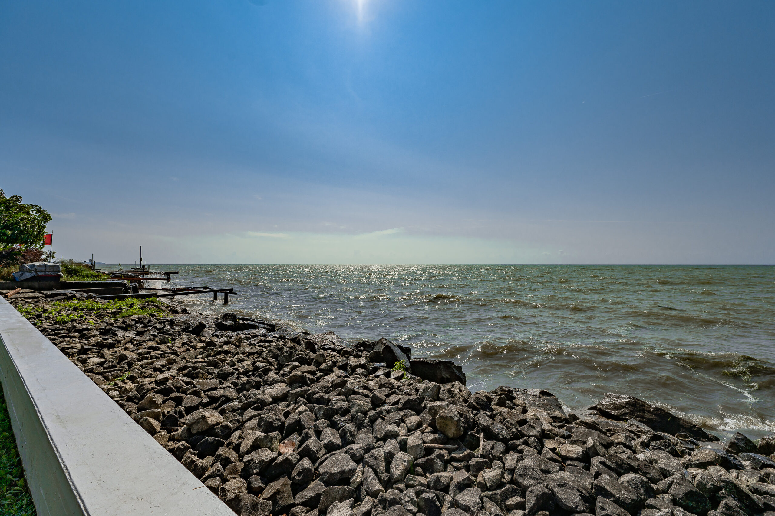 Breathtaking views of the expansive Lake Erie